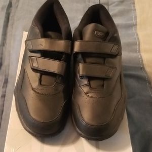 reebok velcro walking shoes